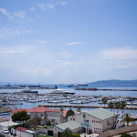 Westone Suite-Hosted By Sweetstay Gibraltar Buitenkant foto