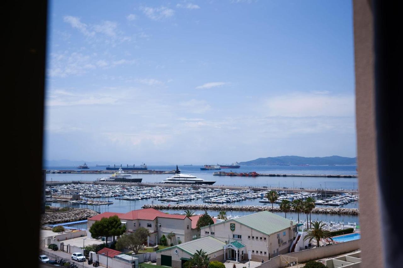 Westone Suite-Hosted By Sweetstay Gibraltar Buitenkant foto