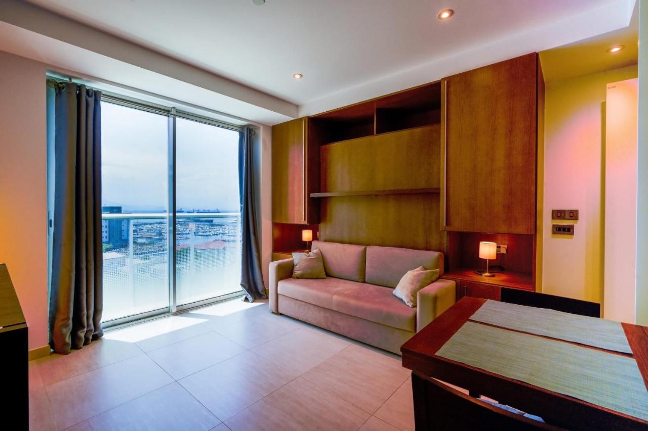 Westone Suite-Hosted By Sweetstay Gibraltar Buitenkant foto